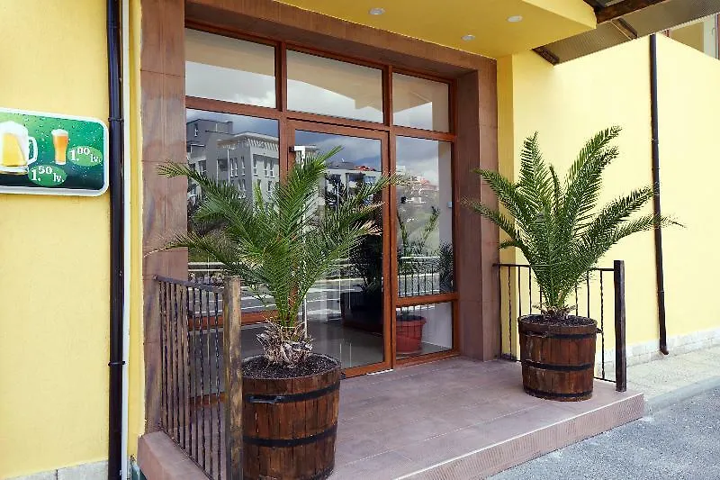 Yalta Complex Hotel Napospart 3*,